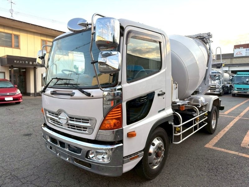 増々トン　３.２m3　ミキサー