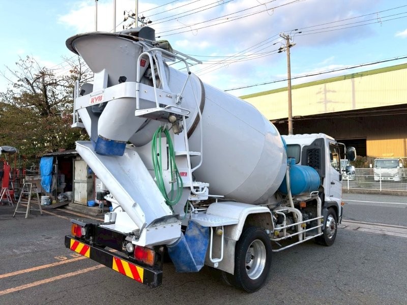 増々トン　３.２m3　ミキサー