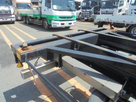 25t仕様　4軸低床　コンテナ車