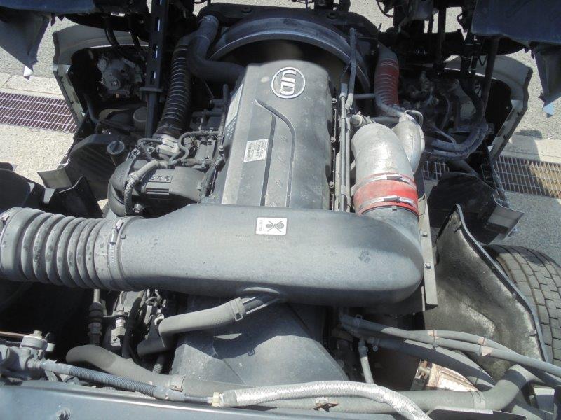 25t仕様　4軸低床　コンテナ車