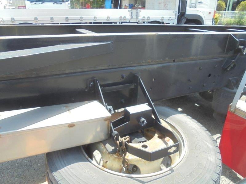 25t仕様　4軸低床　コンテナ車