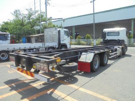 25t仕様　4軸低床　コンテナ車