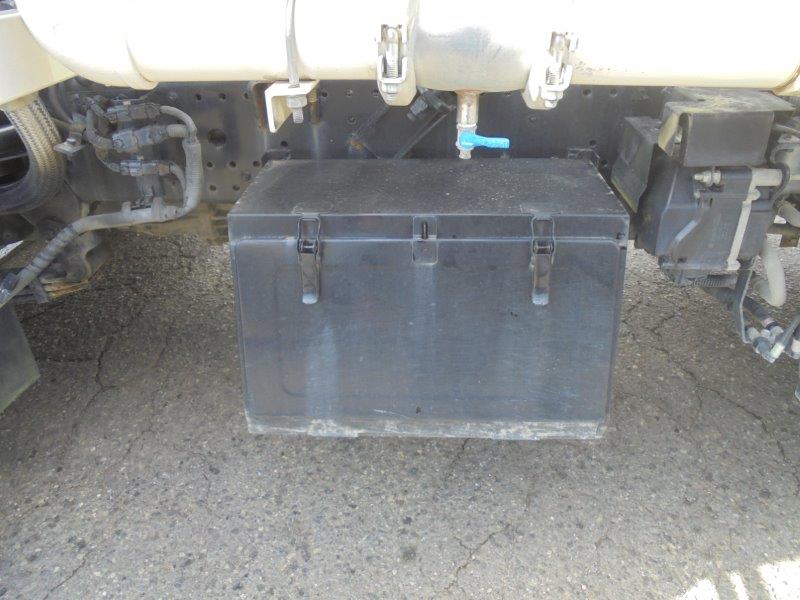 増々トン　８０００L　散水車
