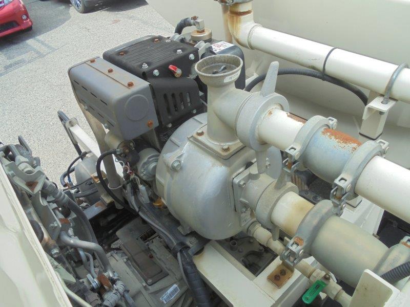 増々トン　８０００L　散水車
