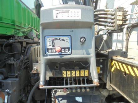 25t仕様　３軸高床　２デフ　ヒアブ付スクラップボデー