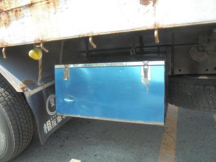 25t仕様　３軸高床　２デフ　ヒアブ付スクラップボデー