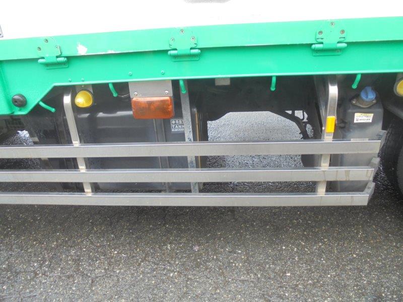 ３軸車　２デフ　アルミブロック平ボデー