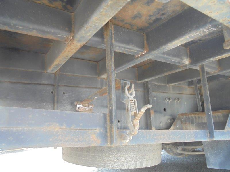 ３軸車　２デフ　ダンプローダー