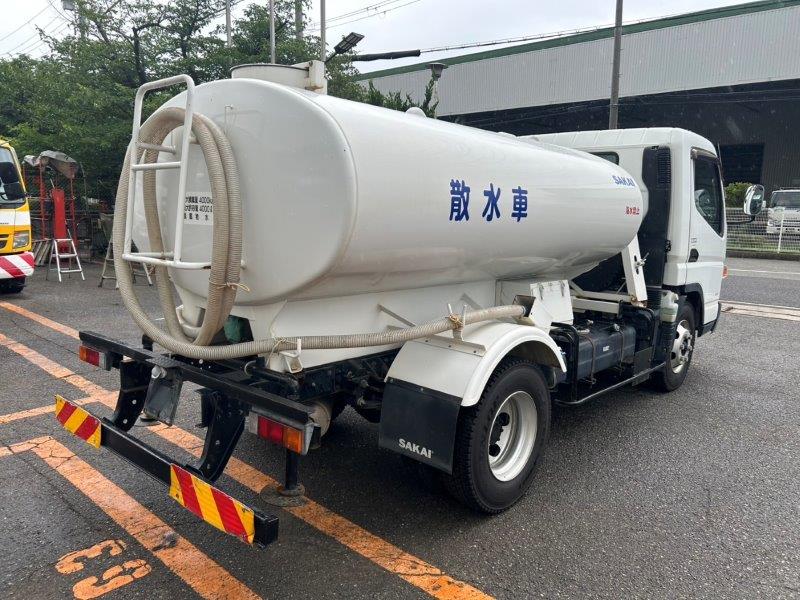 4000Ｌ　散水車
