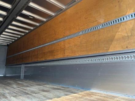 25t仕様　3軸高床　アルミウイング