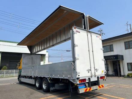 25t仕様　3軸高床　アルミウイング