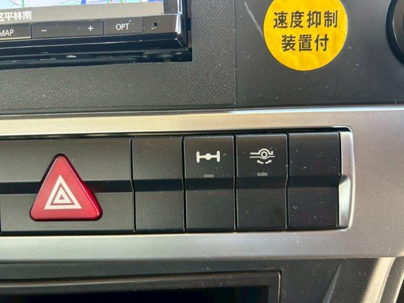 25t仕様　３軸高床　アルミブロック平ボデー