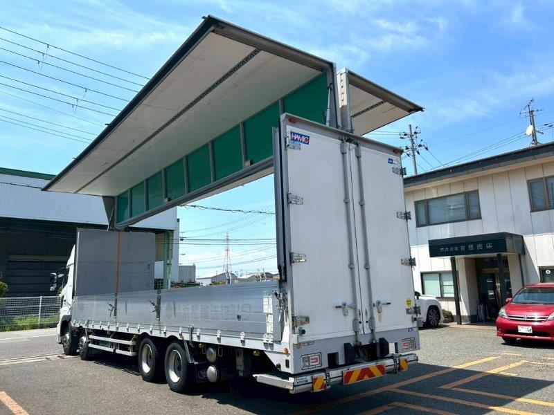 25ｔ仕様　４軸低床　格納ゲート付　アルミウイング