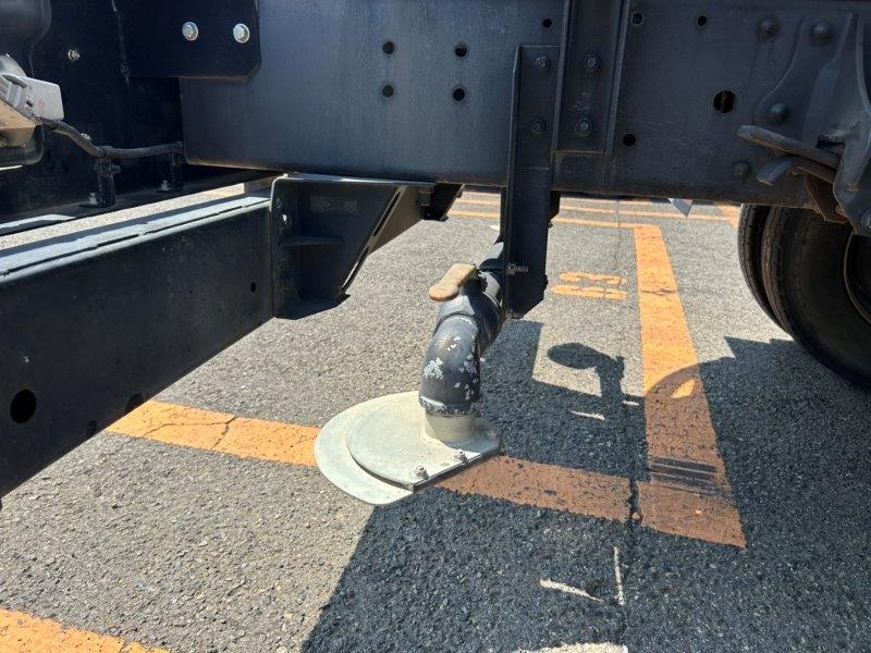 3900Ｌ　散水車