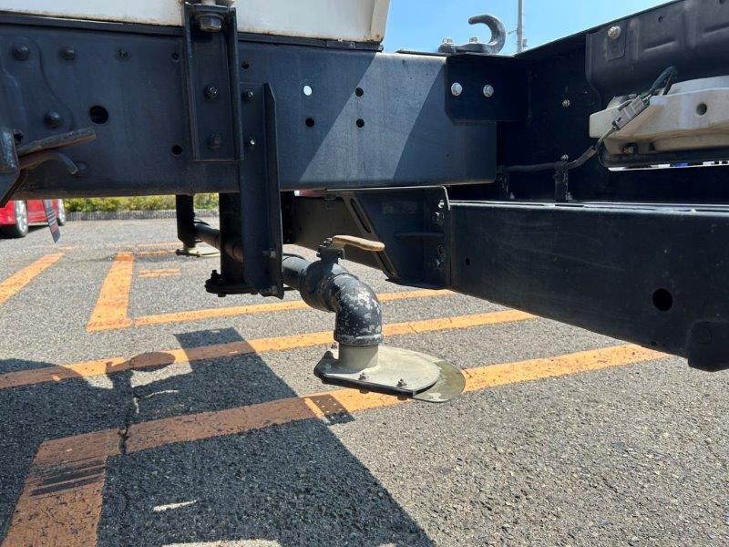 3900Ｌ　散水車