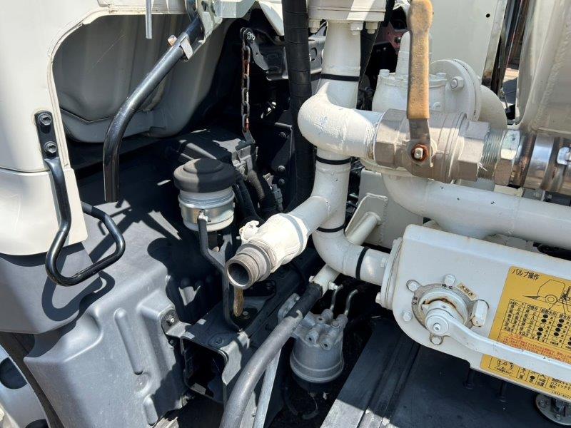 3900Ｌ　散水車