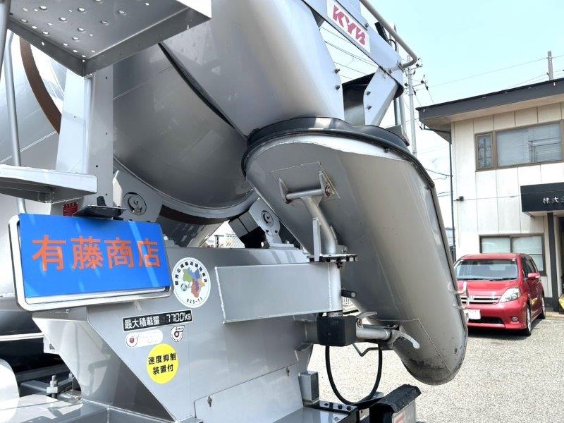 増々トン　３.２m3　ミキサー
