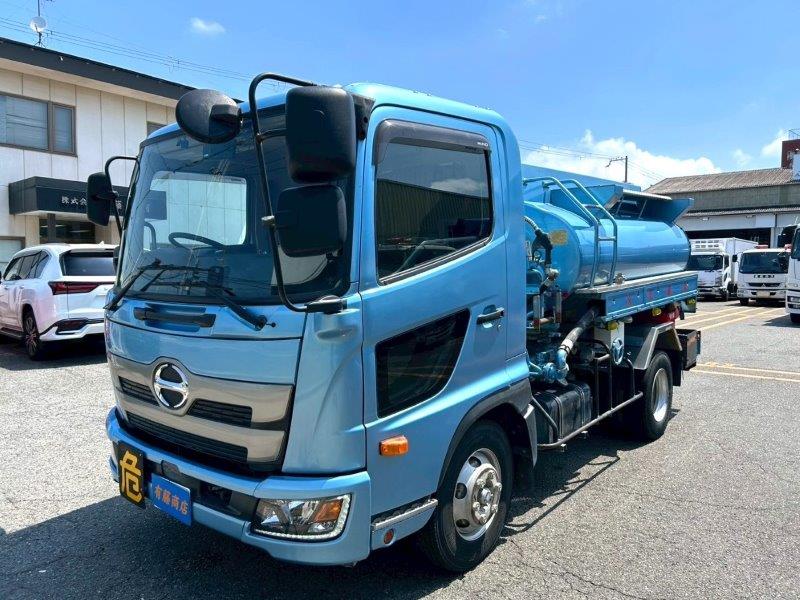 ４KL　タンクローリー
