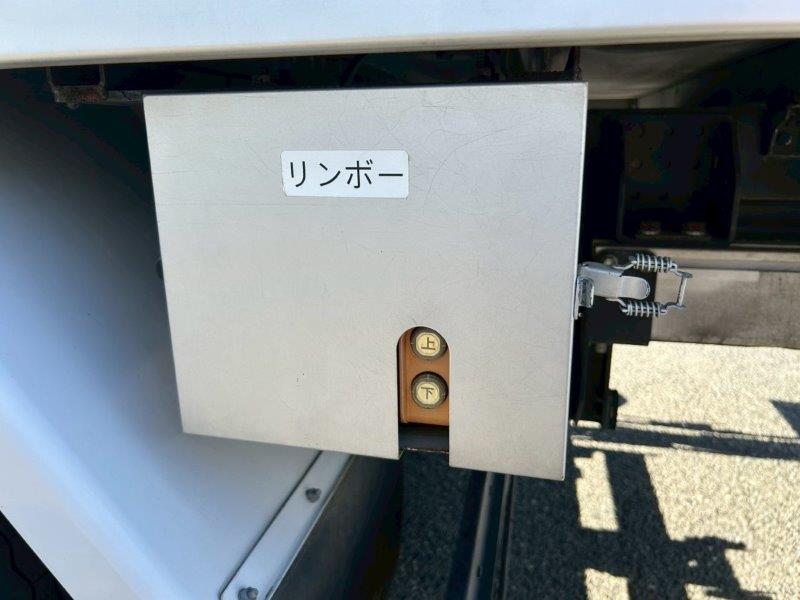 エルフ　リンボーバン　格納ゲート付