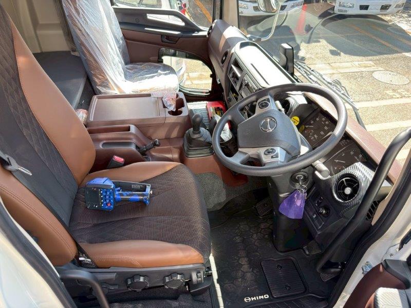 ３軸車　２デフ　セルフクレーン