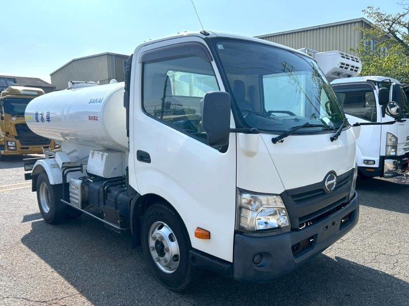 4000Ｌ　散水車