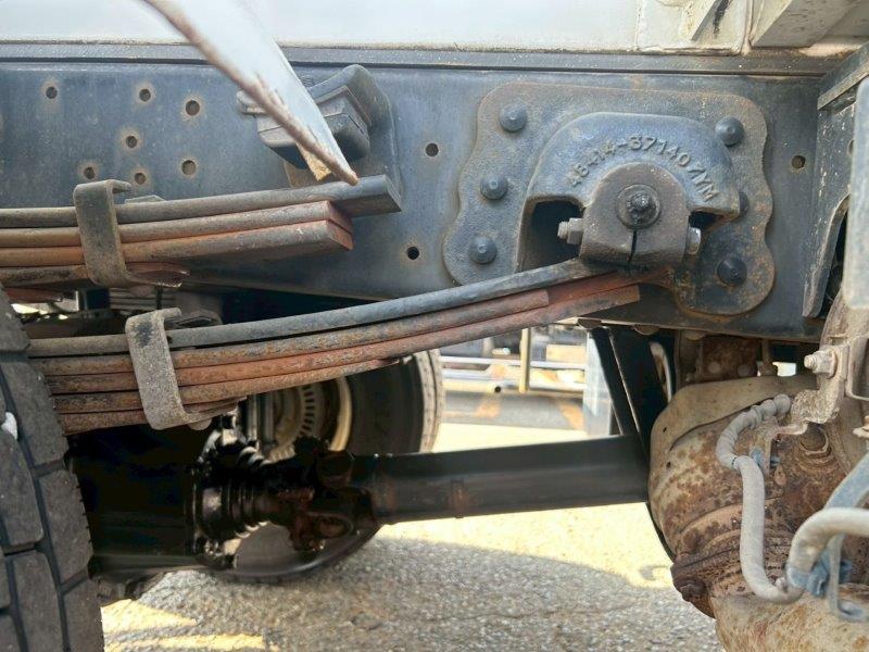 4000Ｌ　散水車