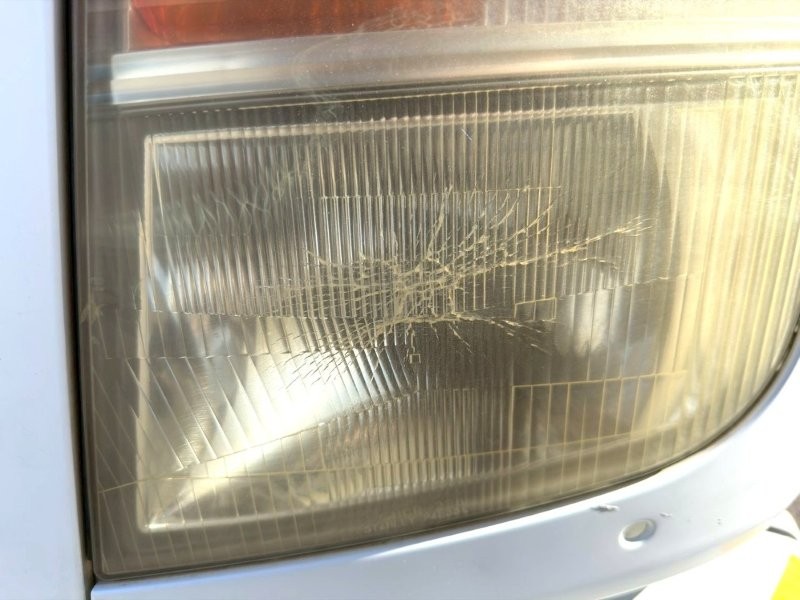 4000L　散水車　上物タンクＨ２９年式