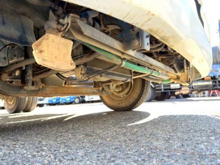 4000L　散水車　上物タンクＨ２９年式