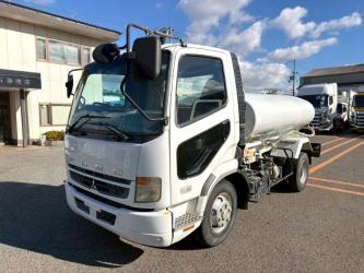 4000L　散水車　上物タンクＨ２９年式