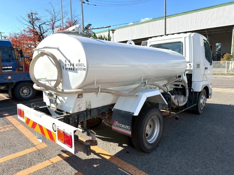 4000L　散水車　上物タンクＨ２９年式