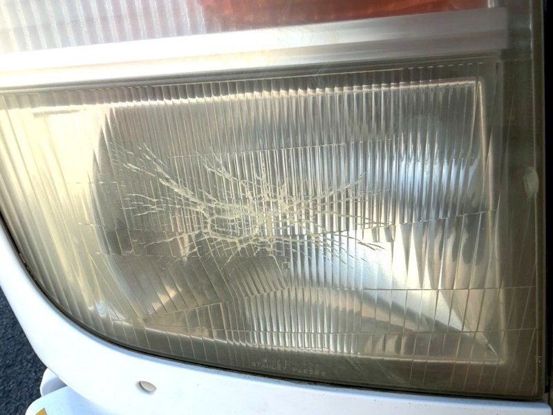 4000L　散水車　上物タンクＨ２９年式