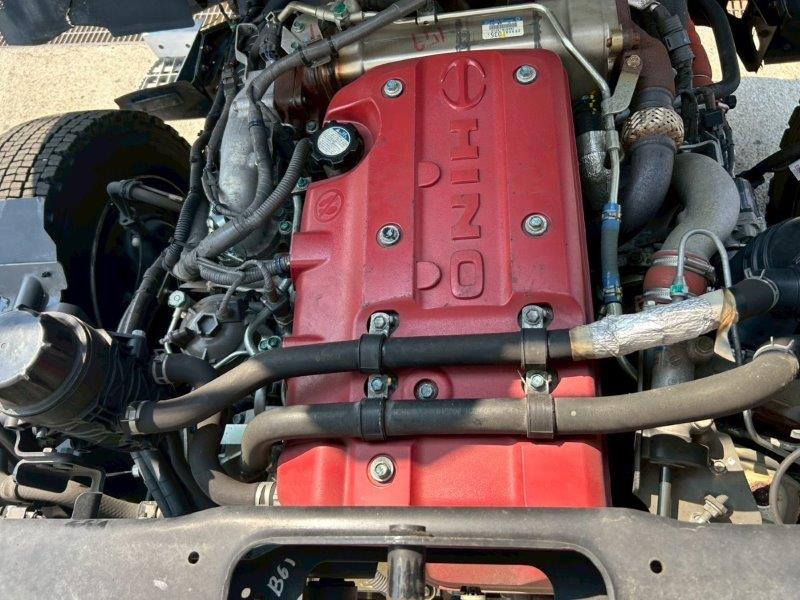 増トン　ワイド　格納ゲート付　冷凍バン　