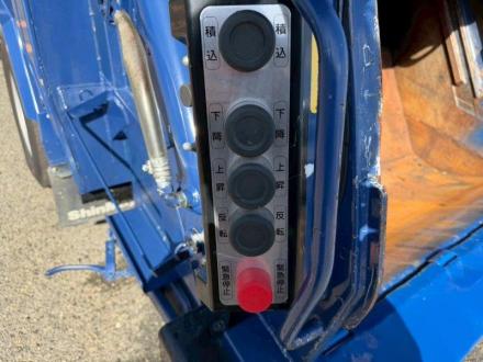 4.3m3　プレス式　パッカー