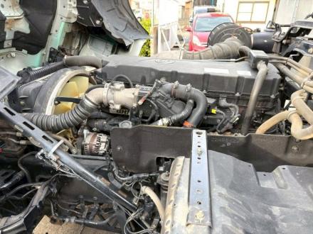 25t仕様　４軸低床　アルミブロック平ボデー