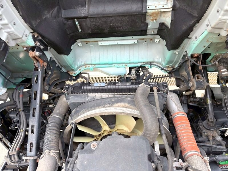 25t仕様　４軸低床　アルミブロック平ボデー