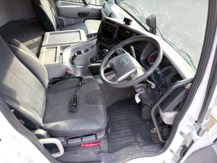 25t仕様　４軸低床　アルミブロック平ボデー