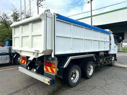 ３軸車　２デフ　深ダンプ　ステンレスボデー