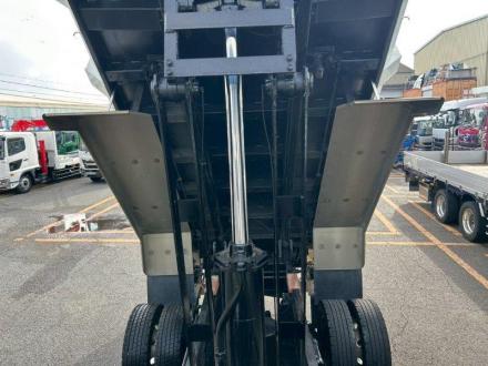 ３軸車　２デフ　深ダンプ　ステンレスボデー