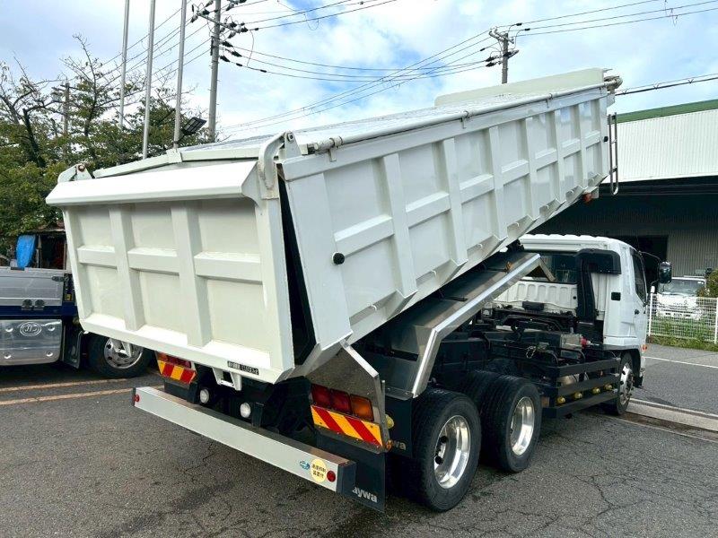 ３軸車　２デフ　深ダンプ　ステンレスボデー