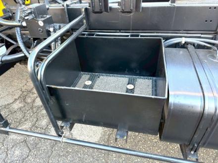 ４t　クレーン付アームロール