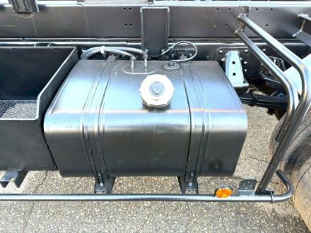 ４t　クレーン付アームロール