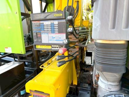 ４t　クレーン付アームロール