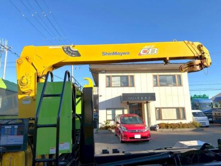 ４t　クレーン付アームロール