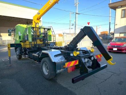 ４t　クレーン付アームロール