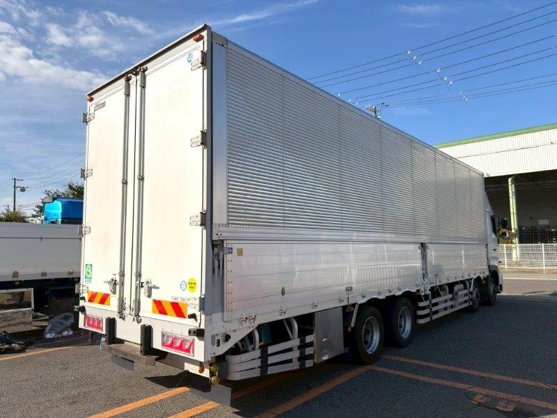 25t仕様　４軸低床　アルミウイング