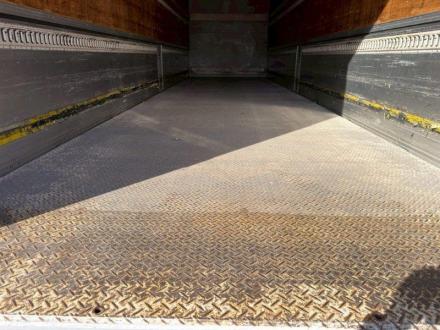 25t仕様　４軸低床　アルミウイング