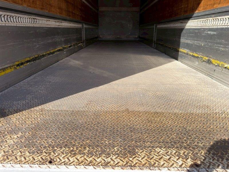 25t仕様　４軸低床　アルミウイング