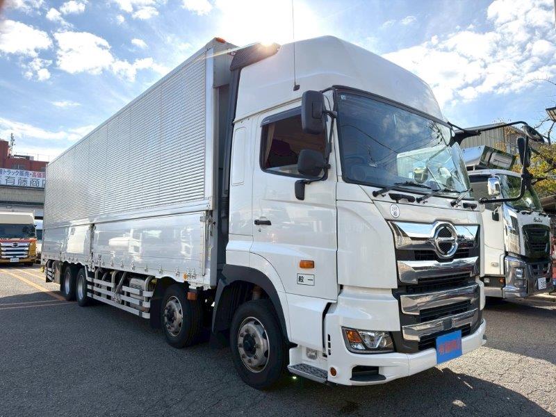 25t仕様　４軸低床　アルミウイング