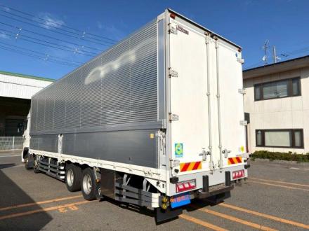 25t仕様　４軸低床　アルミウイング