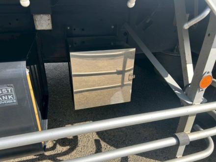 25t仕様　３軸高床　アルミブロック平ボデー